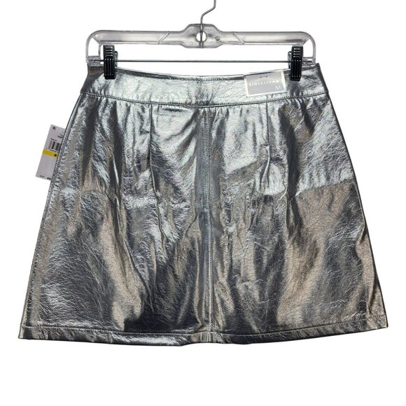 Tinseltown Metallic Silver Mini Skirt With Back Pockets Full Zip Closure Size M - Picture 2 of 9